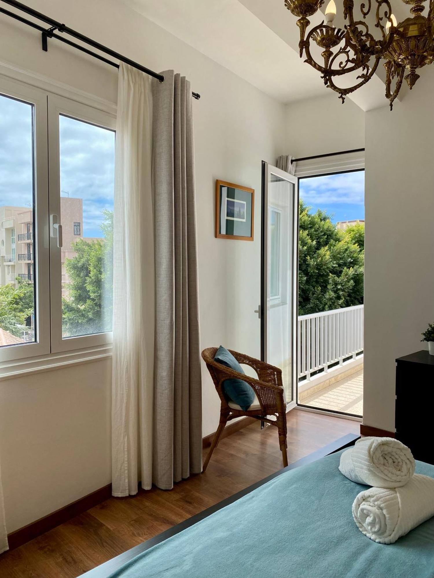 Апартаменти Vista Plaza - Exceptional Location Лос-Льянос-де-Арідане Екстер'єр фото